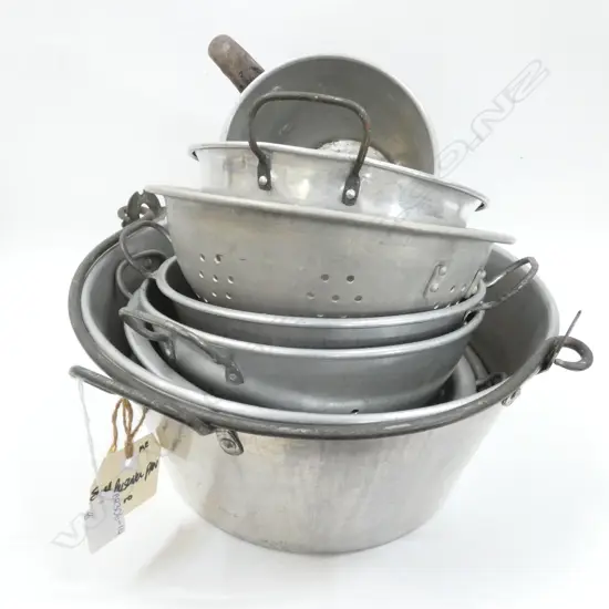 OLD KITCHEN PANS; PRESERVING PAN / COLANDERS / JUG ETC. LARGEST DIA 320MM