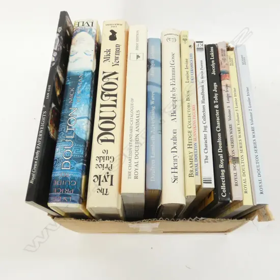 BOX OF REFERENCE BOOKS - DOULTON/LAMBETH ADVERTISING/SERIES WARE ETC