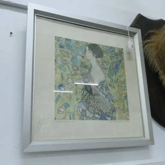 GUSTAV KLIMT FRAMED PRINT 'LADY WITH FAN'  275MM SQ