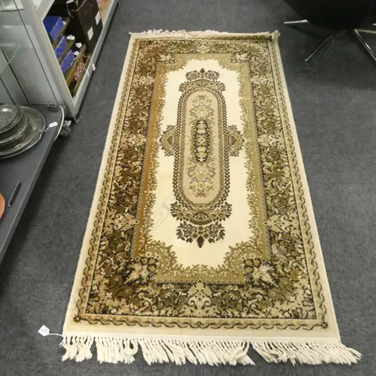 MACHINE KNOTTED RUG 