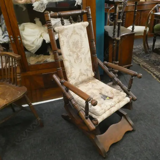 ROCKING CHAIR ONE CASTOR LOOSE