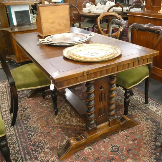 OAK BARLEY TWIST TABLE