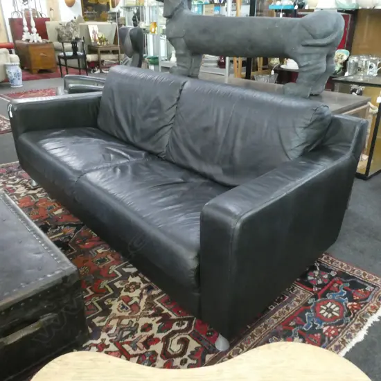 NATUZZI LEATHER SOFA...