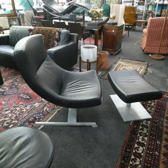 HANNES WETTSTEIN FOR CASSINA SPIN ARMCHAIR & OTTOMAN IN BLACK LEATHER H.900mm