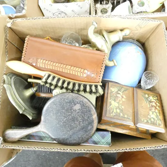 BOX MISC INCL WOODEN WARE / POTTERY ETC.