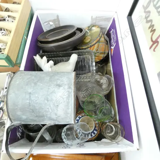 BOX LOT MISC. GLASS / TINS / KITCHEN WARE / POTTERY ETC