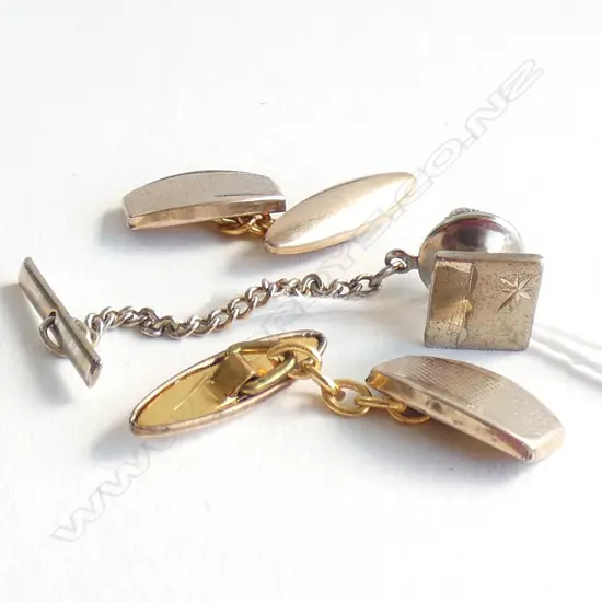 PR 9CT GOLD CUFF LINKS & TIE STUD 