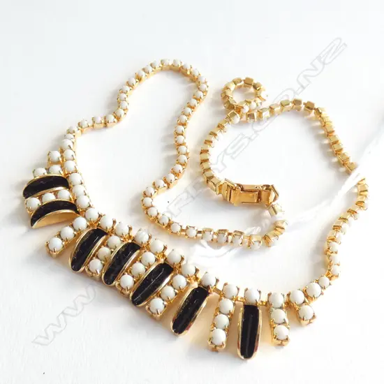 VINTAGE BLACK & WHITE ENAMEL & BEAD NECKLACE 