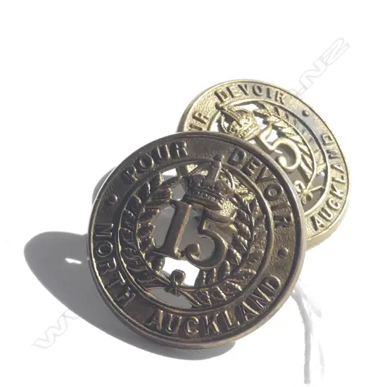 (19730) PR '15 NORTH AUCKLAND' GILT BRASS BADGES