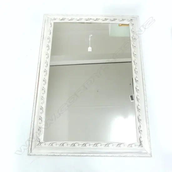LARGE WHITE PAINTED MIRROR 760x1060mm