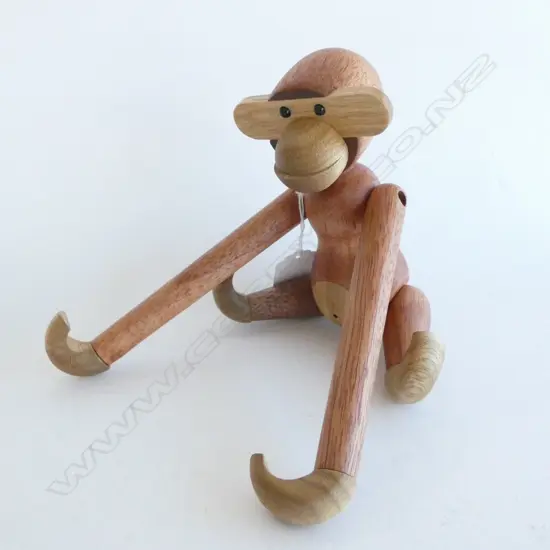 DANISH STYLE WOODEN MONKEY H.190mm
