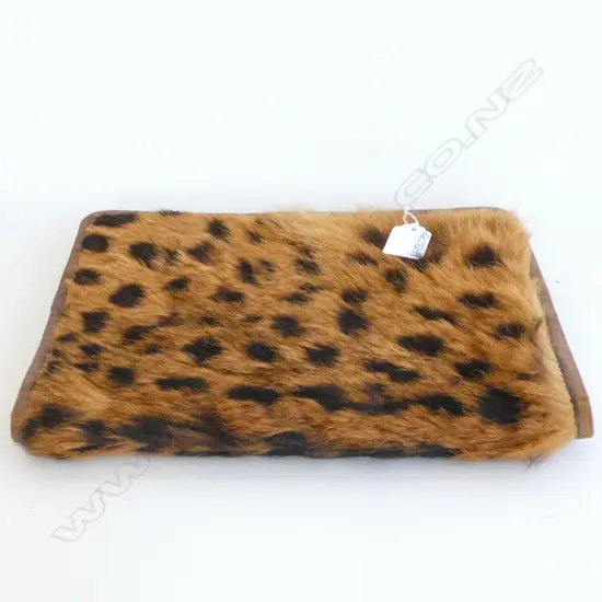 VINTAGE FUR & LEATHER SATCHEL 280 X 210MM STITCHED SECTIONAL INTERIOR 