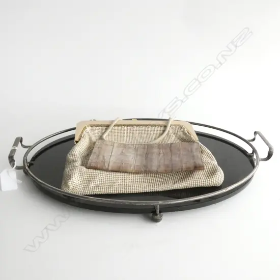 BLACK GLASS & PEWTER TRAY (L 445MM) + MESH BAG & BUXTON LEATHER WALLET