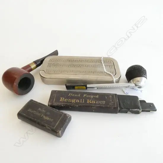 'ROLLS RAZOR' + CUT THROAT RAZOR + 2 PIPES