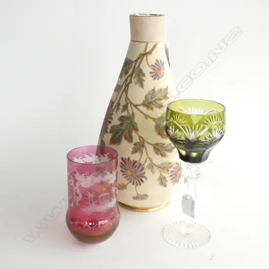 LG VASE (H. 330MM) & 2 COLOURED GLASS; STEMMED WINE & TUMBLER H. 140MM