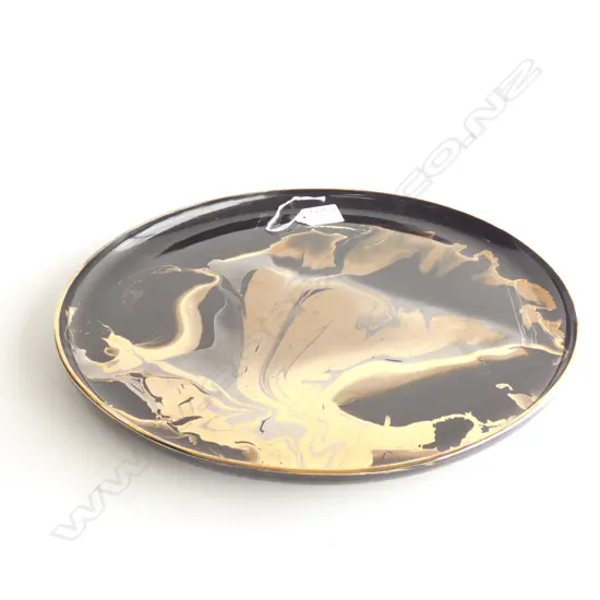 (19567)PATTI MEADS LGE BLACK & GOLD PLATTER 