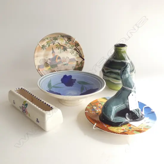 6 PCES ASST. POOLE; 3 PLATES, 2 VASES, SEAL