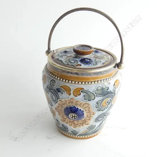 (19527) ROYAL DOULTON LAMBETH STONEWARE BISCUIT BARREL 