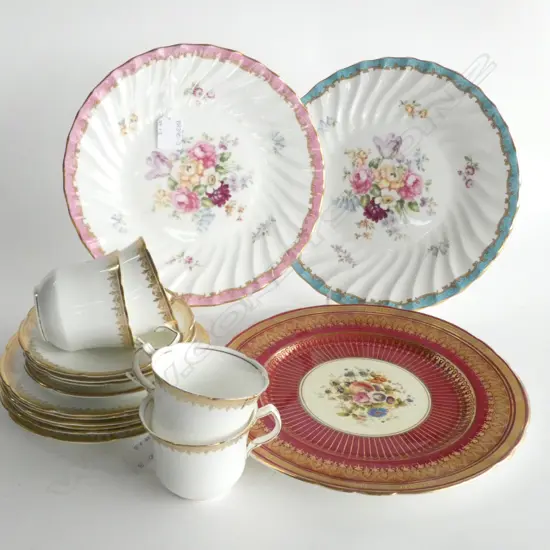 ASST CHINA; 14 PC COLLINGWOOD WHITE & GOLD TEA SET; AYNSLEY PLATE (DIA  270MM) + 2 OTHERS (DIA 260MM)