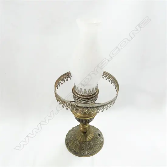 OLD BRASS KEROSENE LAMP H.480mm