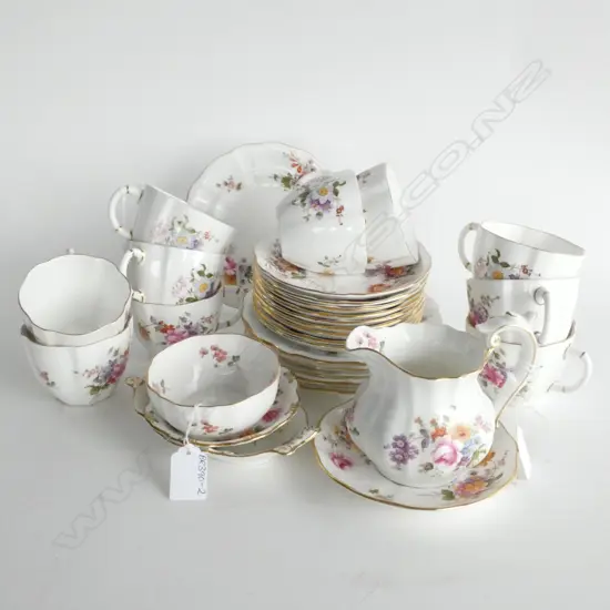 ROYAL CROWN DERBY/ DERBY POSIES TEA SET; 30PC....