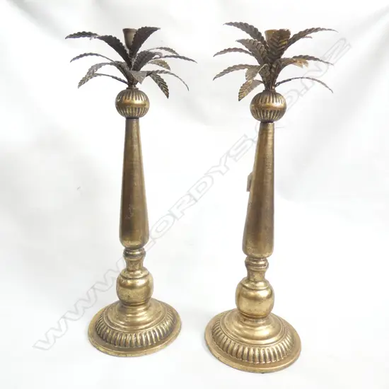 LARGE PR OF AMERICAN HOLLYWOOD REGENCY PALM TREE CANDLESTICKS H. 560MM