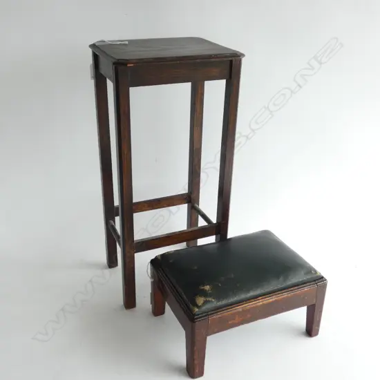 SMALL TABLE H.500mm & LEATHER FOOT REST