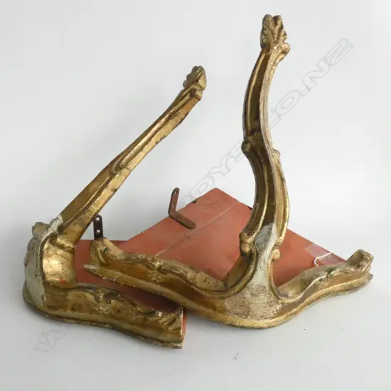 PAIR OF GILT CORNER SHELVES