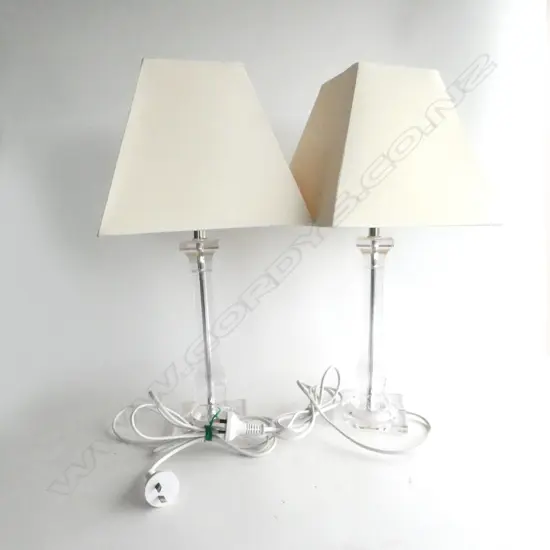 PR MODERN CLEAR PLASTIC LAMPS H.505mm