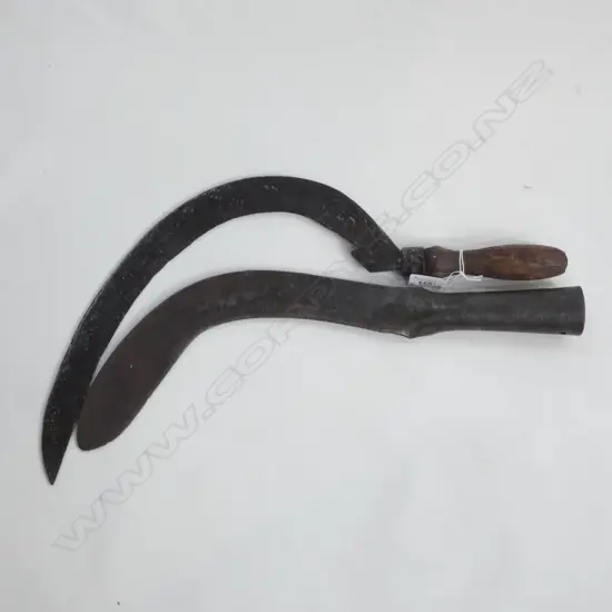 2 METAL SCYTHES L.505mm