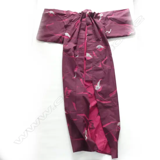 VINTAGE MAROON KIMONO ABSTRACT FLORAL HIGHTLIGHTS 
