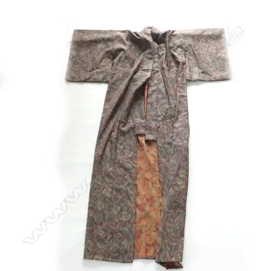 VINTAGE LEAF PATTERN JAPANESE KIMONO AUTUMNAL TONES
