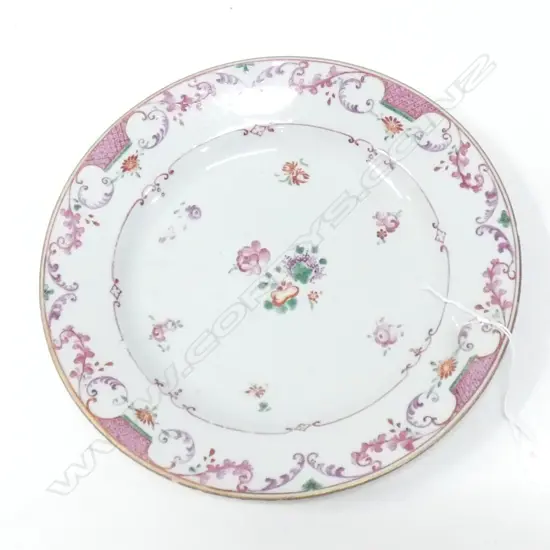CHINESE EXPORT FAMILLE ROSE PLATE 230mm dIa 