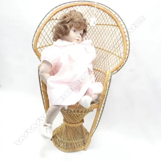 DOLL ON PEACOCK CHAIR H.610mm