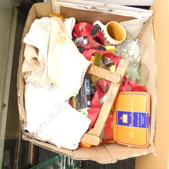 BOX LOT ASST. VINTAGE ITEMS; LINENS, COSTUME JEWELLERY, GLASSES, ETC