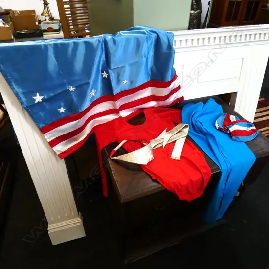 VINTAGE WONDER WOMAN COSTUME SIZE 10