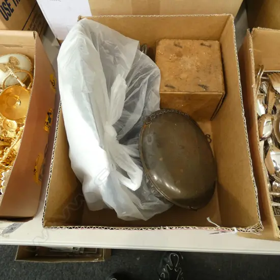 LOT ASST SCALES AND WEIGHTS