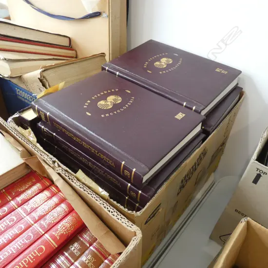 BOX LOT 'NEW STANDARD' ENCYCLOPEDIAS