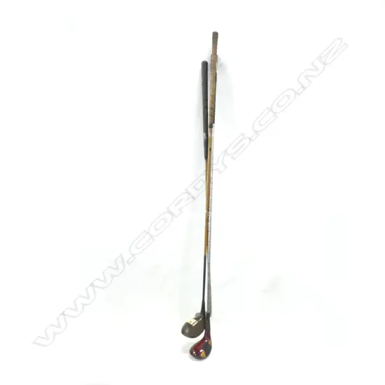 3 VINTAGE GOLF CLUBS (SPALDING/LADY CLIFFCO/ 1 OTHER)