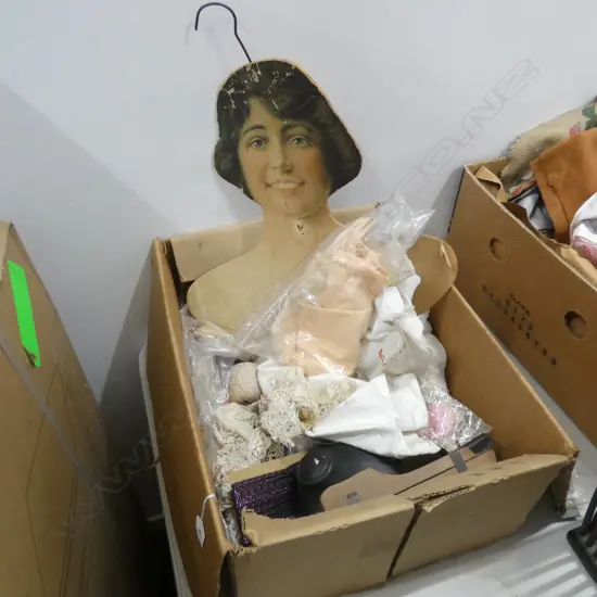 BOX OF HABERDASHERY/1920s DISPLAY HEAD