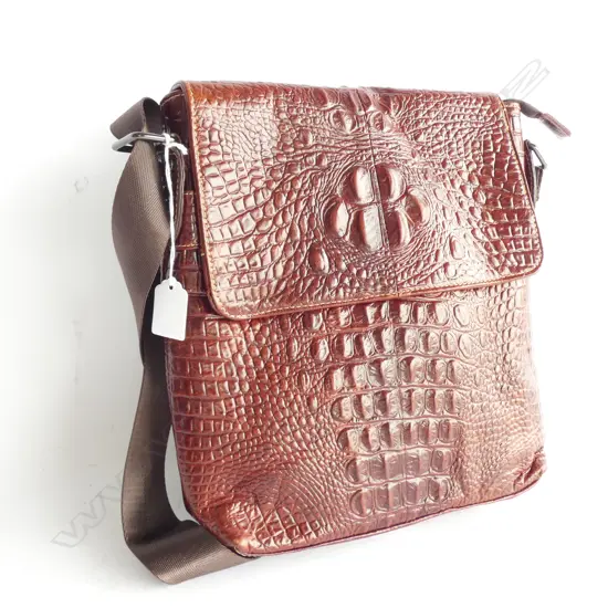BROWN COWHIDE LEATHER CROSS BODY BAG CROC DETAIL H.300mm