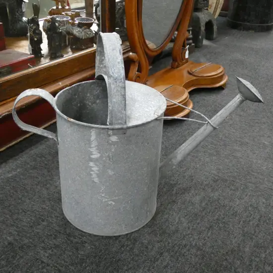 EARLY NZ MADE GALVANISED WATERING CAN H.430mm