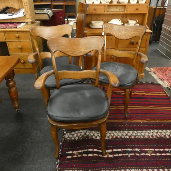 3 OAK CHAIRS H.970mm + 3 BLACK LEATHER CUSHIONS