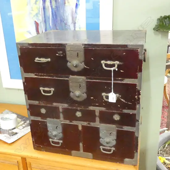 JAPANESE LACQUER 7 DRAWER SM CHEST - 450 X 285 X 470MM