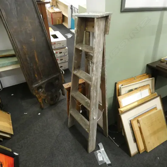 VINTAGE RUSTIC LADDER H.1400mm