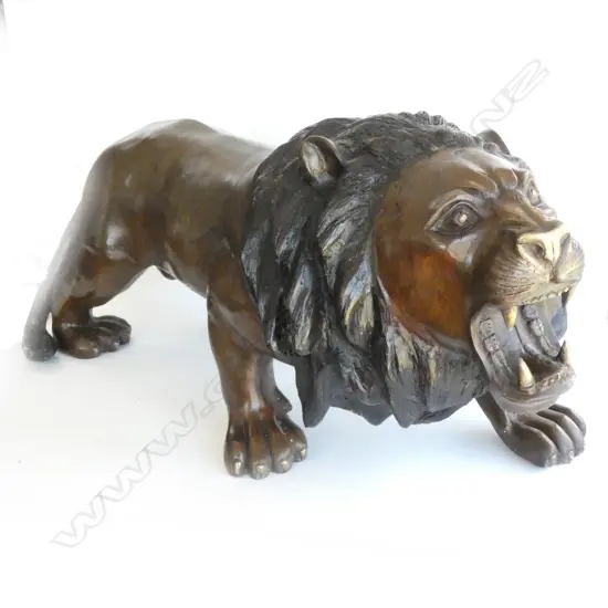 LARGE CLASSICAL BRONZE LION DARK PATINATION L.1000mm