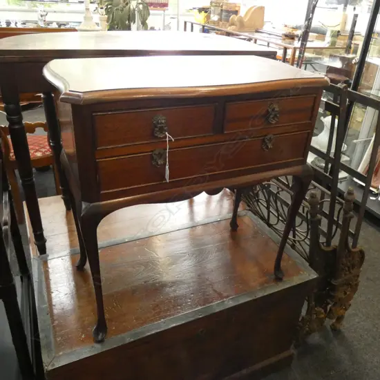 QUEEN ANNE SIDE TABLE...