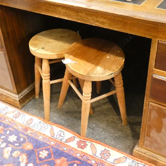 PR RUSTIC WOODEN STOOLS OLD BORER H.460mm