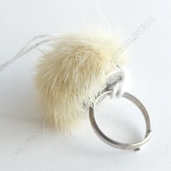 RETRO 1970's MINK RING