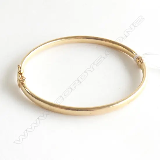 9CT YELLOW GOLD HINGED SNAP BANGLE